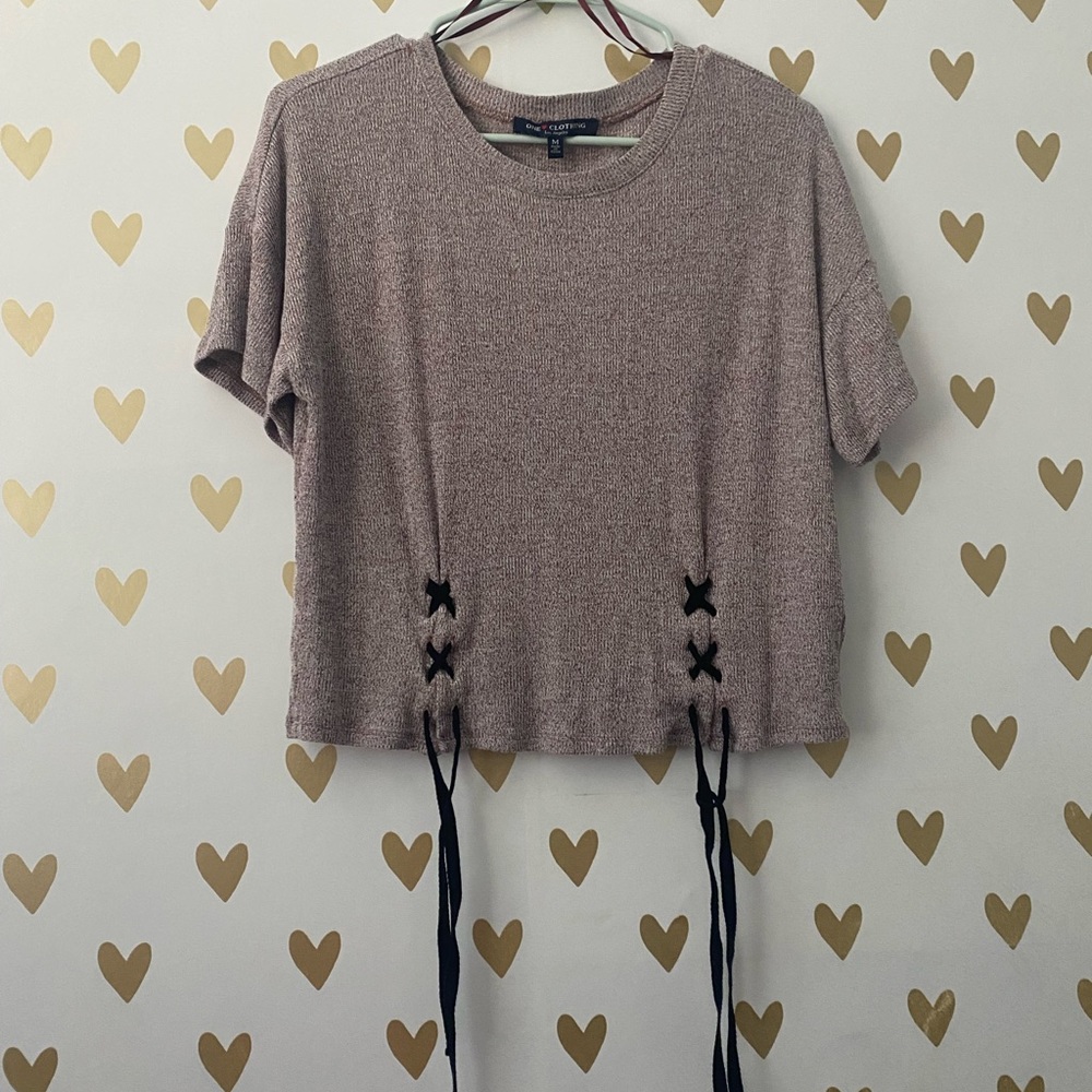 One ❤️ clothing crop top - Picture 1 of 5
